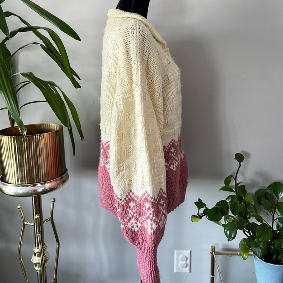 Hand made crocheted sweater - Picture 2 of 5